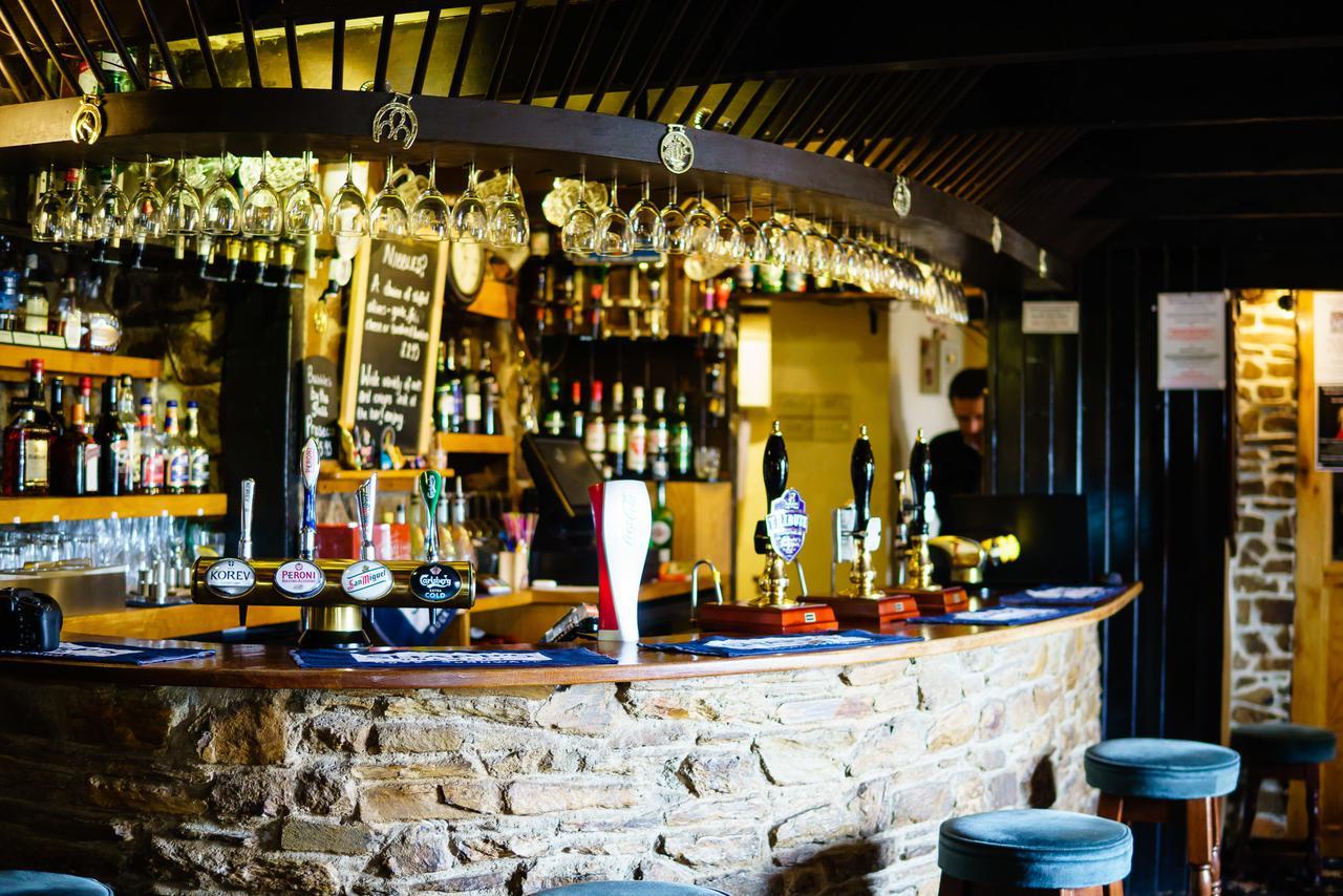 The Weary Friar Inn Pillaton Exterior foto